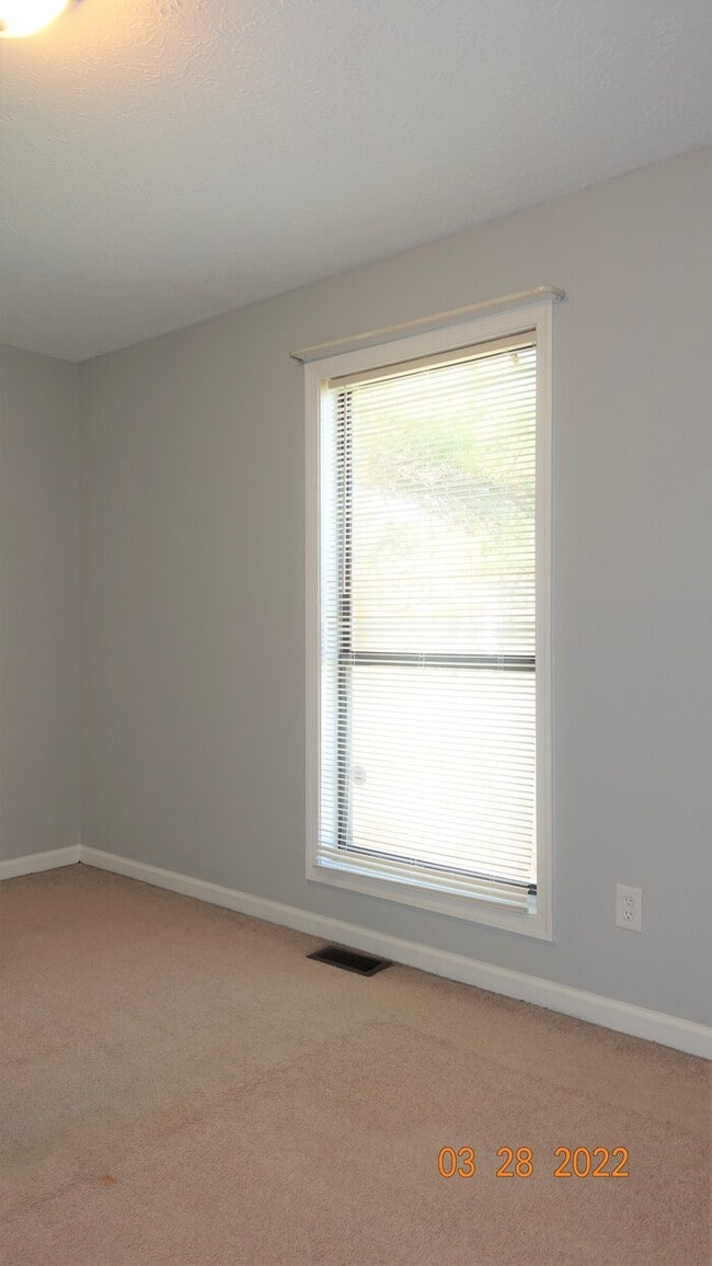 Building Photo - 5723 Aftonshire Dr