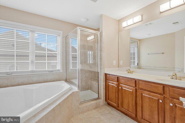 Building Photo - 22050 Dilworth Square