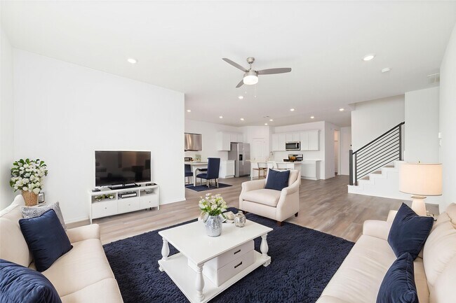 Building Photo - 6007 Bella Breeze Dr