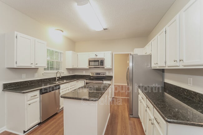 Building Photo - 7340 Maitland Ln