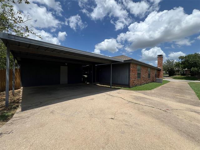 Building Photo - 7041 Crosstimbers Ln