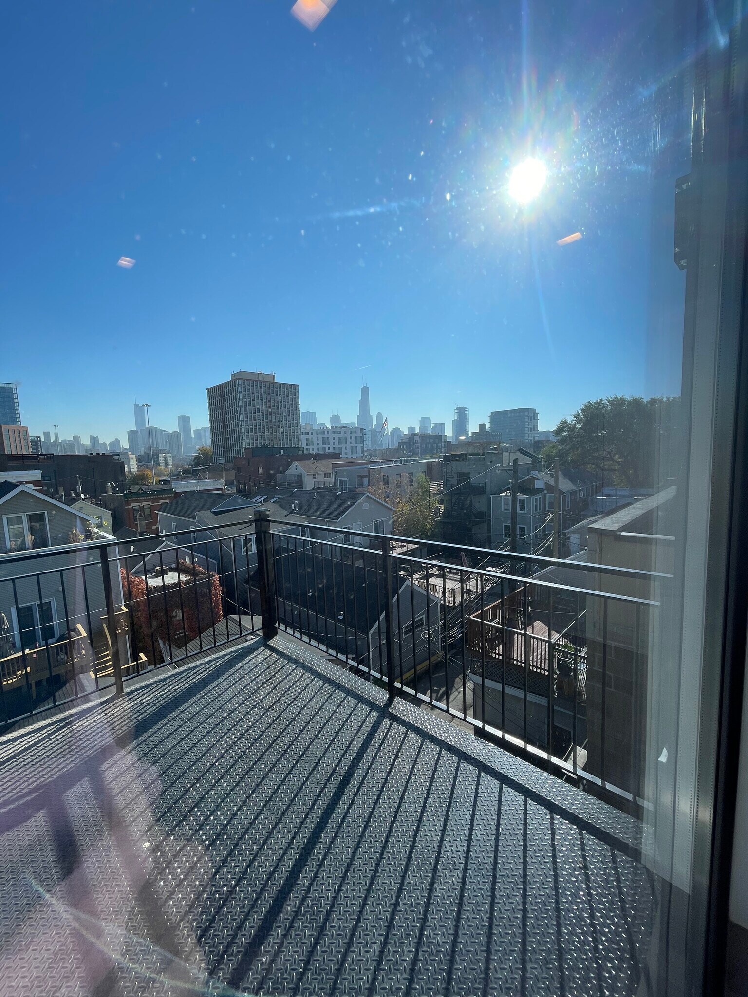 Building Photo - 719 N Elizabeth St