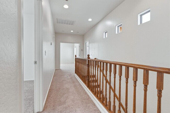 Building Photo - 5111 W El Cortez Trail