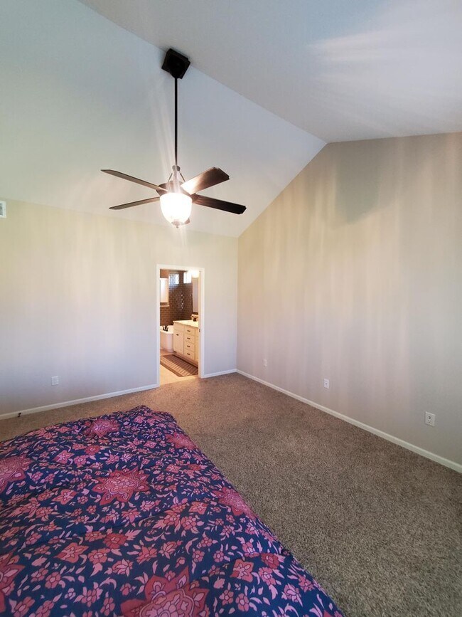Building Photo - Pristine luxury Home in North Andover Neig...