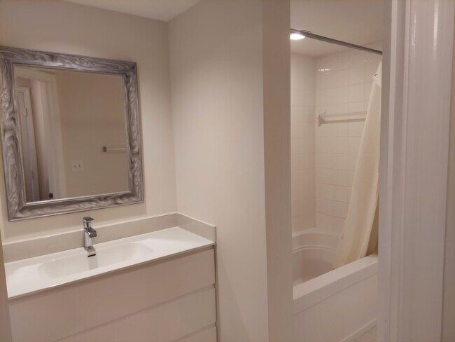 Building Photo - 110 N Federal Hwy