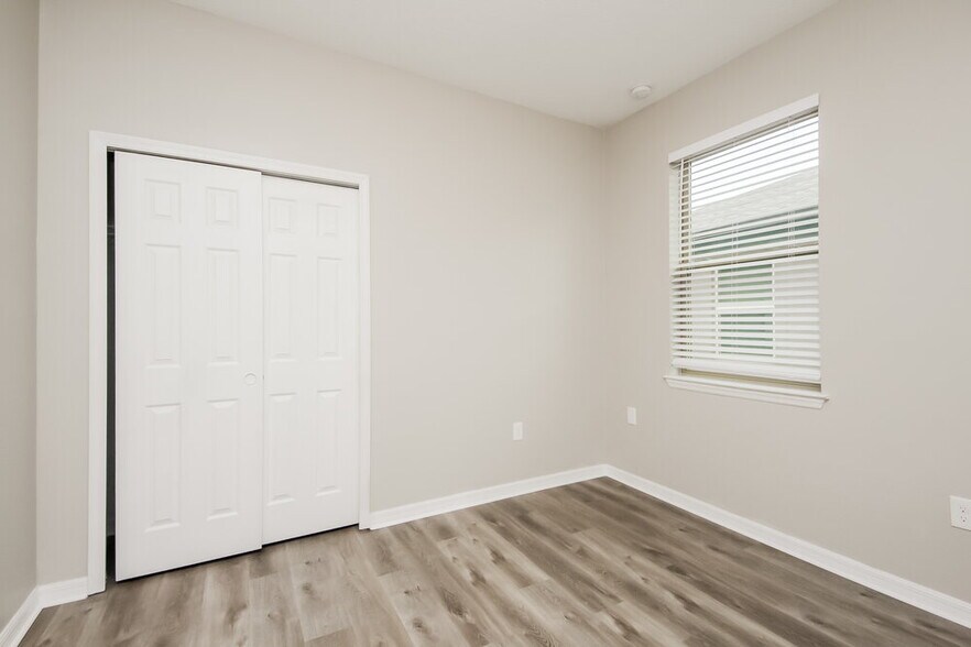 Building Photo - 3687 Moca Dr