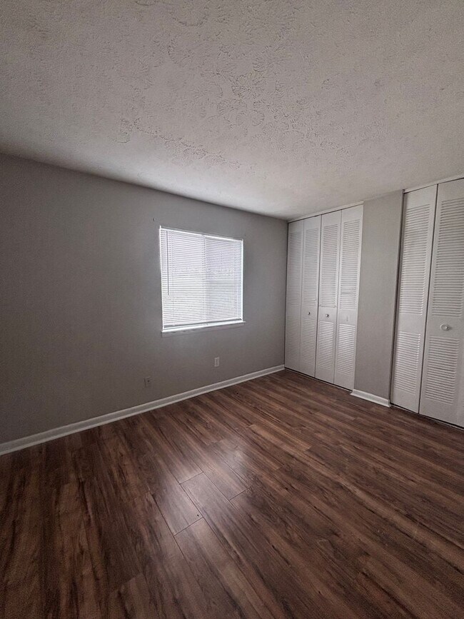 Building Photo - 419 Orchard Trace Ln