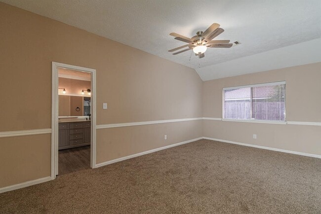 Building Photo - 15903 N Trace Dr