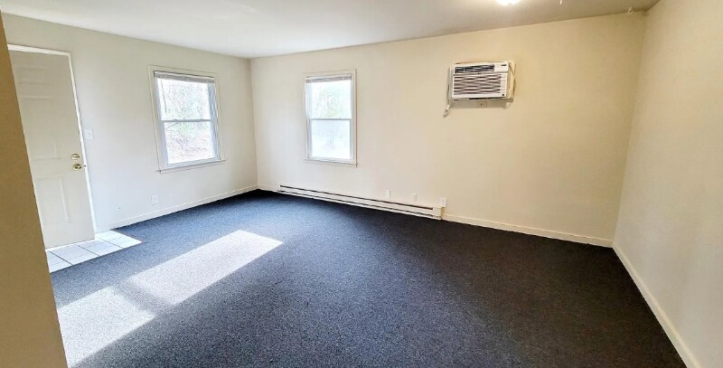 Building Photo - 6400 S Beulah Rd