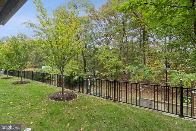 Building Photo - 1641 Bandit Loop