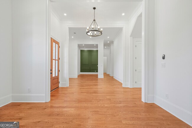 Building Photo - 1525 Tapestry Ridge SE