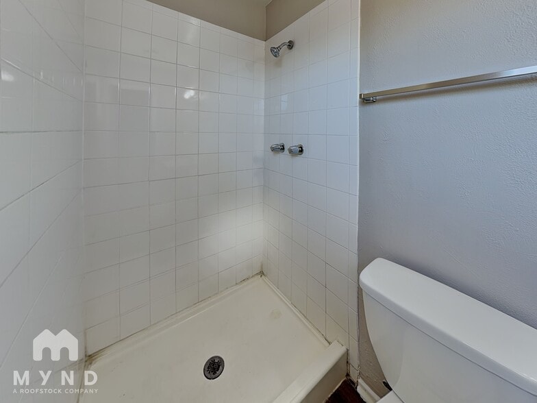Building Photo - 3117 W Aster Dr