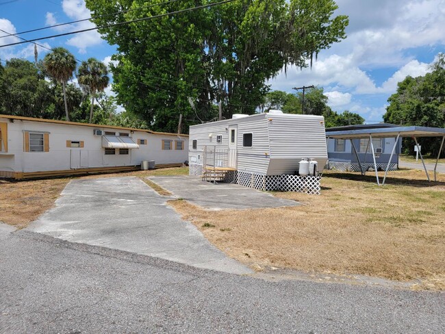 Building Photo - 6801 Alafia Dr
