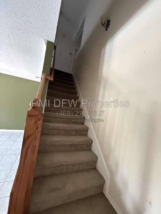 Building Photo - 2332 Boardwalk Dr