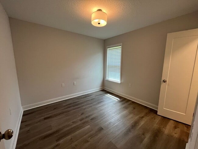 Building Photo - 3276 Kelsee Cir