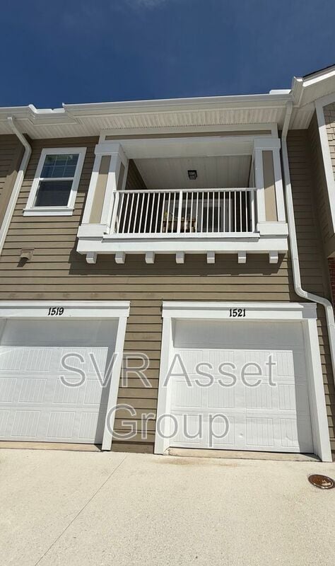 Building Photo - 1521 Golden Lake Loop