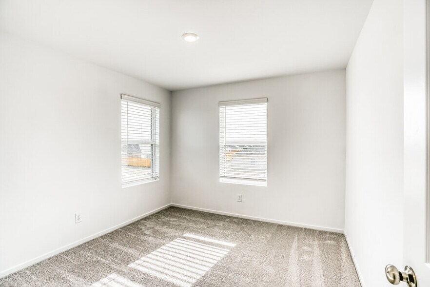 Building Photo - 488 Beechwood Hacienda Dr