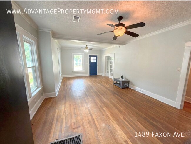 Building Photo - 1489 Faxon Ave