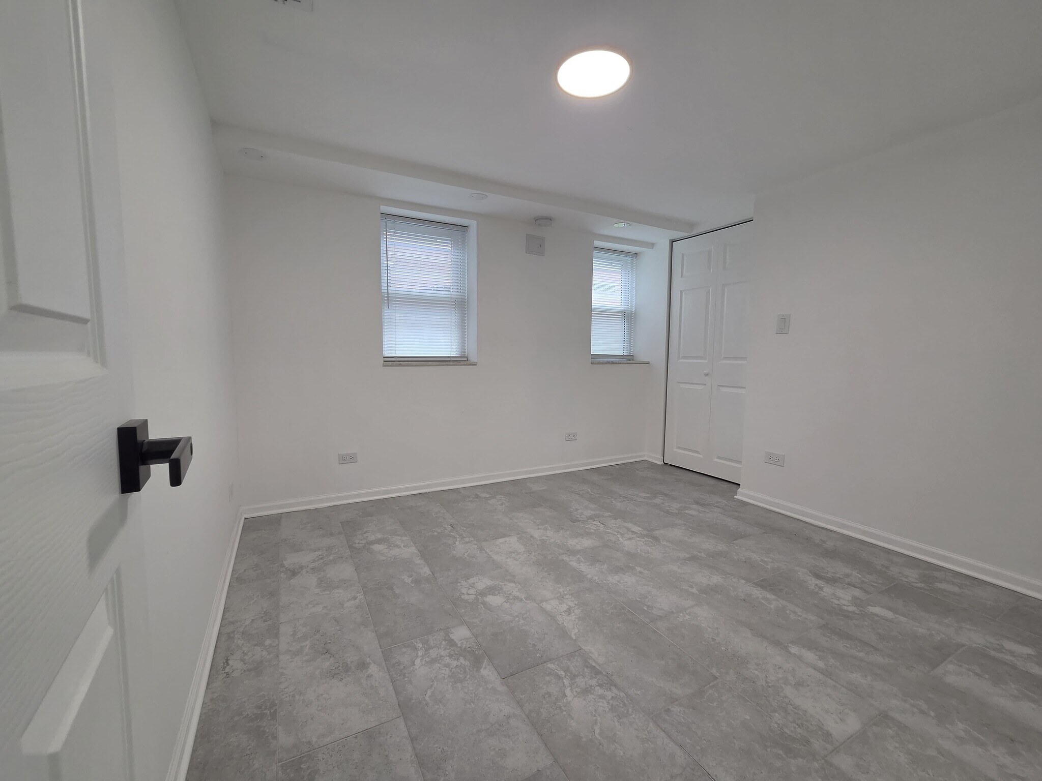 Building Photo - 5207 Galitz St