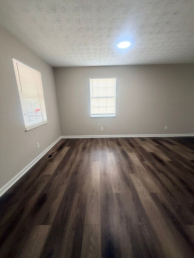 Building Photo - Fountain City rental available now