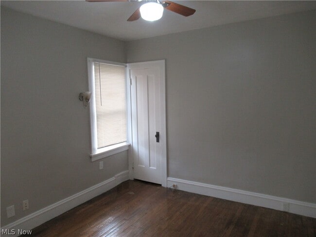 Building Photo - 3636 W 122nd St