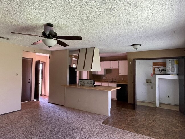 Building Photo - 4009 Eastridge Dr