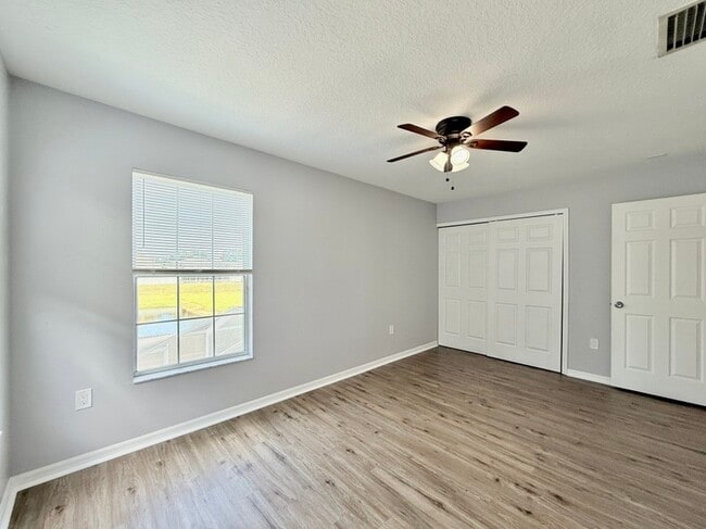 Building Photo - 10325 Boyette Creek Blvd