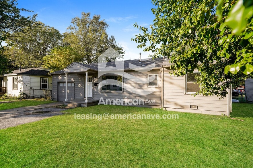 Building Photo - 3123 E Xyler St