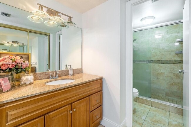 Building Photo - 18071 Biscayne Blvd