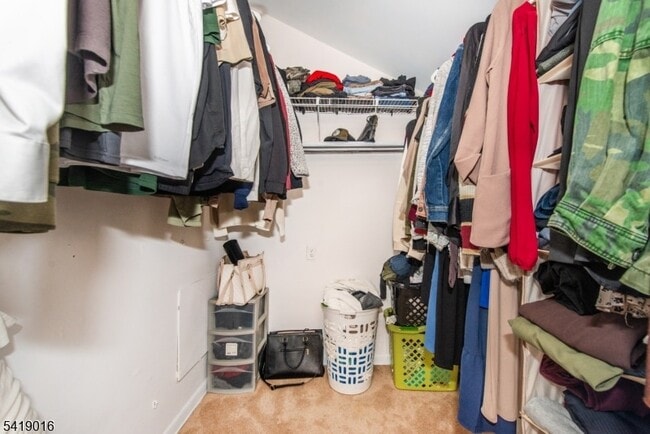 Building Photo - 25 Lake Rd