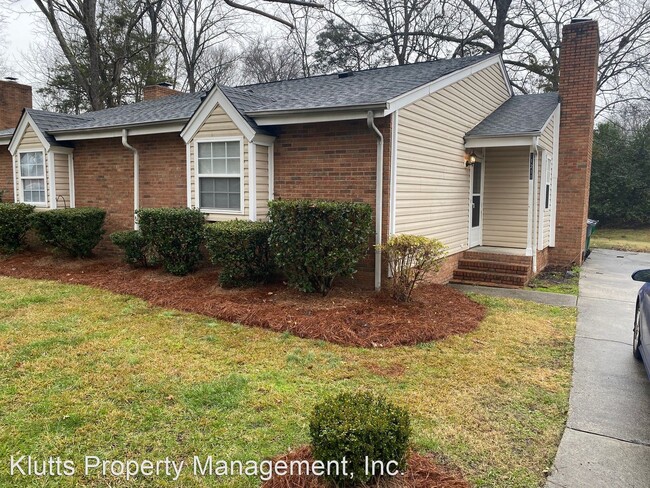 Primary Photo - 2 br, 2 bath House - 11211 Johnston Rd.