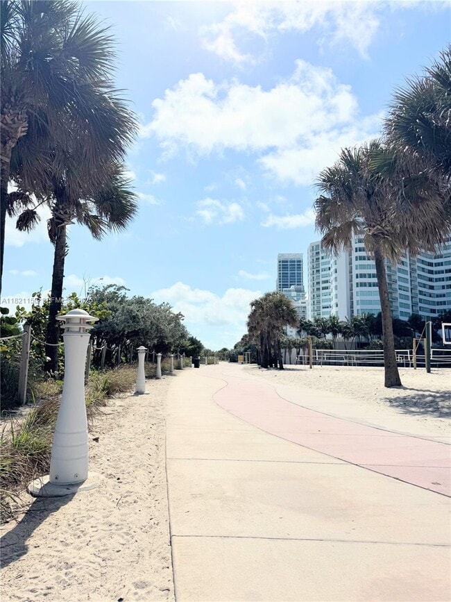 Building Photo - 7325 Byron Ave