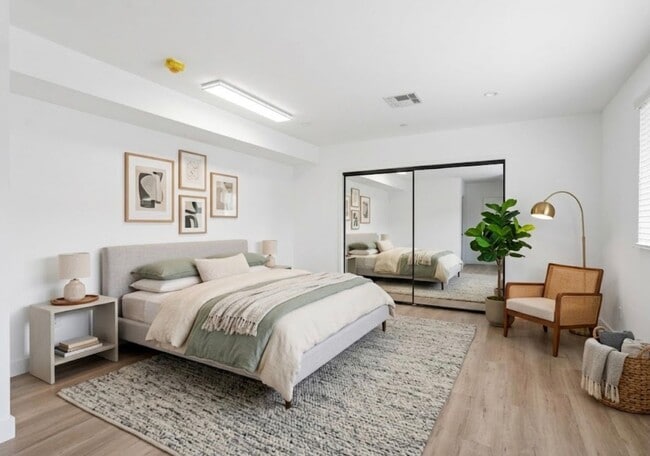 Building Photo - 1656 Rockwood St