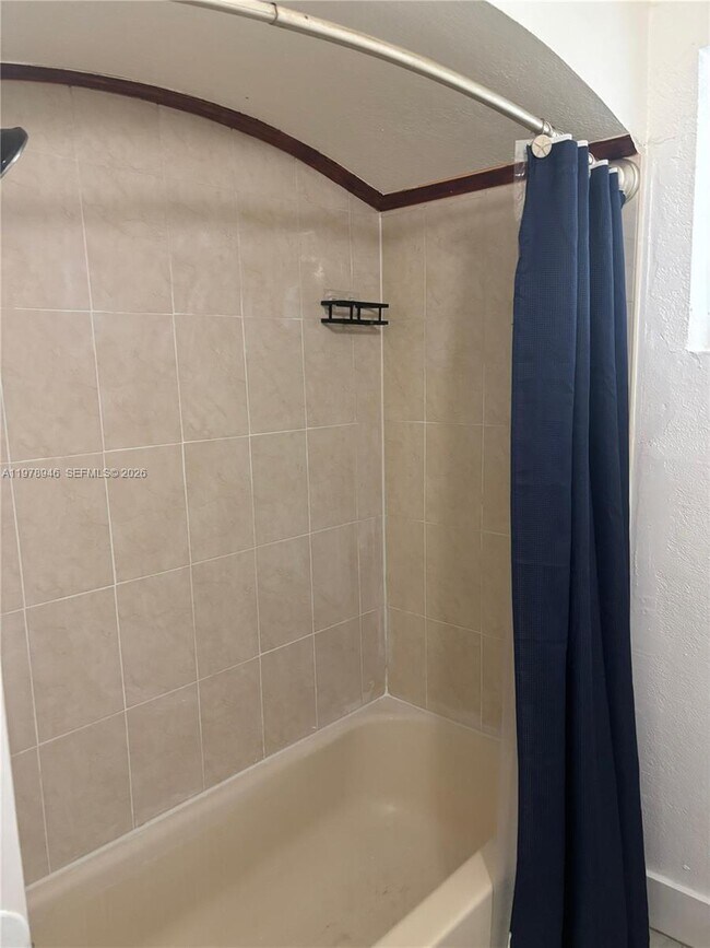 Building Photo - 1170 NW 90th St