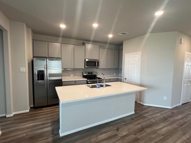 Building Photo - 4118 Sterling Spgs
