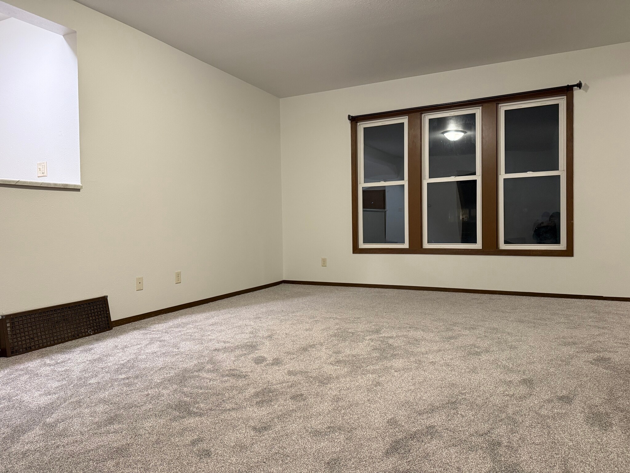 Living Room - 1324 Bluff Ave