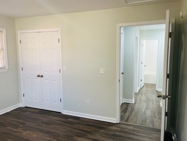 Building Photo - 60 W Washington St