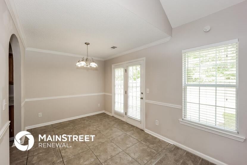 Building Photo - 714 Rosewood Cir