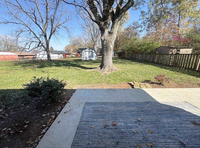 Building Photo - 316 Emmett Ave