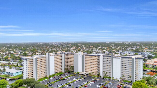 Building Photo - 801 S Federal Hwy