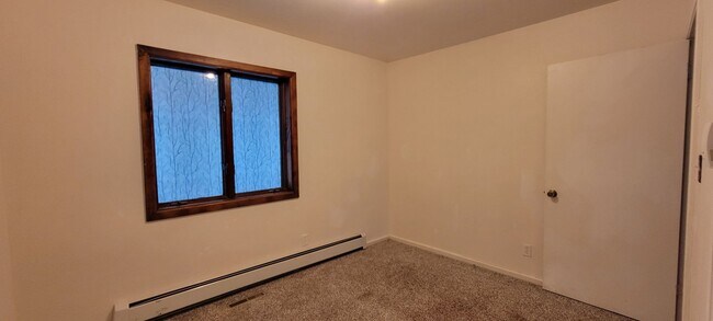 Building Photo - 655 3rd St