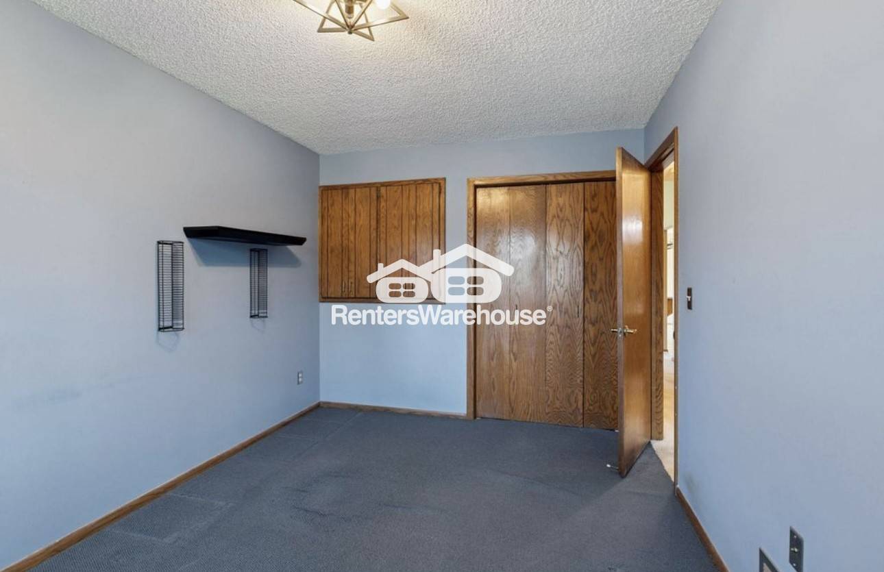 Building Photo - 832 86th Ln NW
