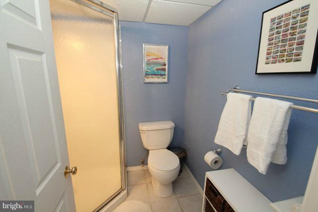 Building Photo - Classic Townhome with Hardwood Floors and Functional Layout