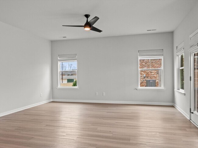 Building Photo - Like-New 3BR Home in Brookhill Landing Near Downtown Athens & I-65