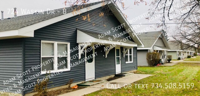 Building Photo - 724 Waskin Dr