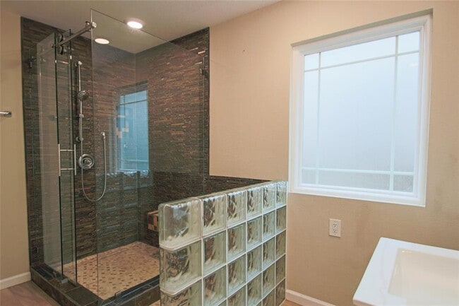 Building Photo - 1109 Traci Michelle Dr
