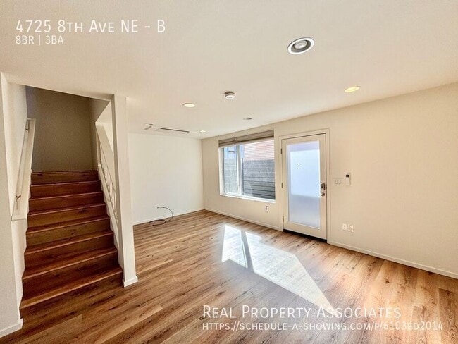 Building Photo - 4725 8th Ave NE