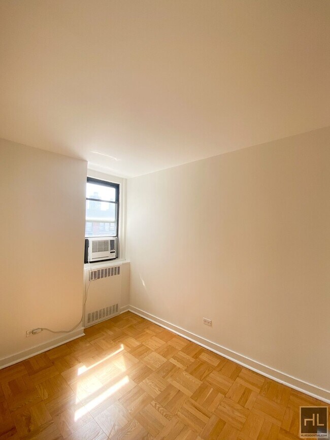 Building Photo - East 79th Street