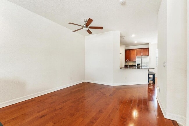 Building Photo - 105 Harbors Way