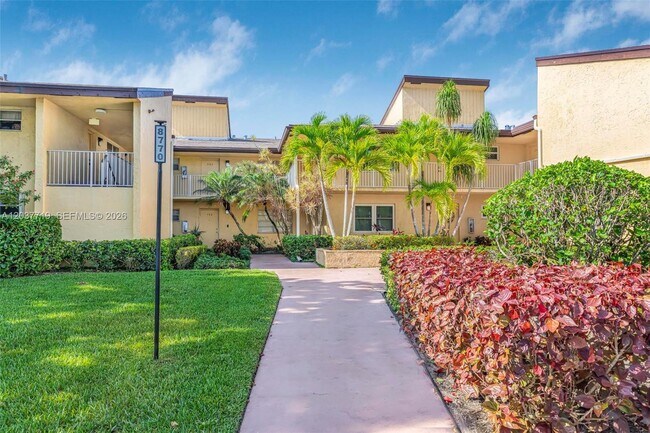 Building Photo - 8770 Azalea Ct